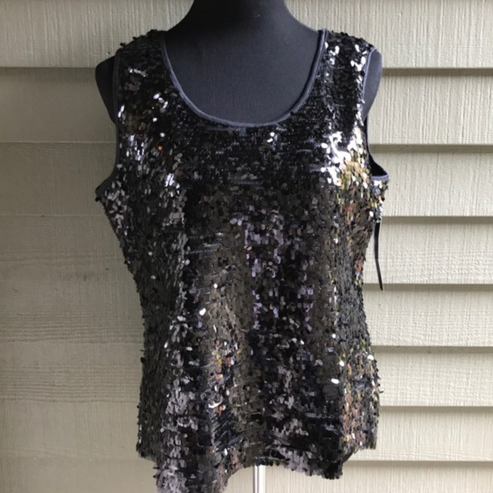 SIONI NWT black sequin top